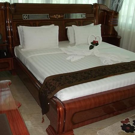 Star City Hotel Dar es Salaam Extérieur photo