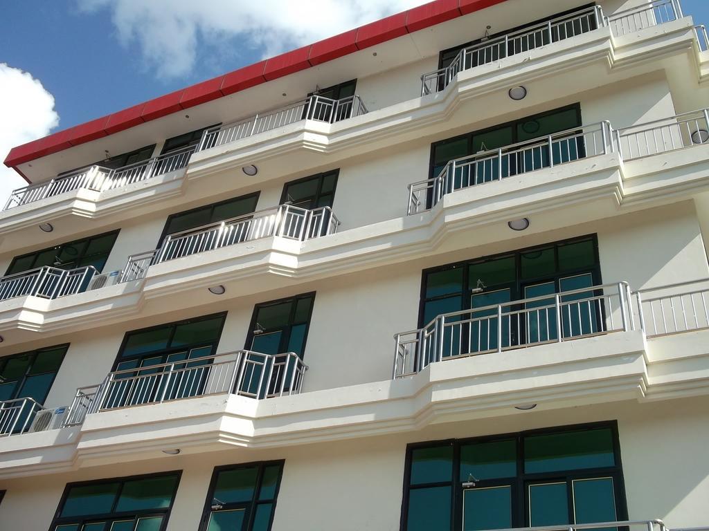 Star City Hotel Dar es Salaam Extérieur photo