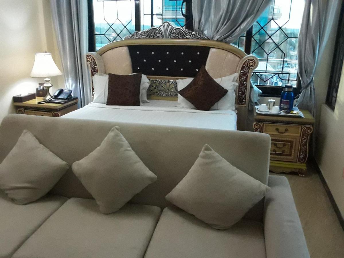 Star City Hotel Dar es Salaam Extérieur photo